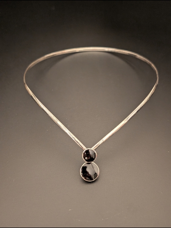 Jewelry - Silver Choker Necklace With Black Onyx